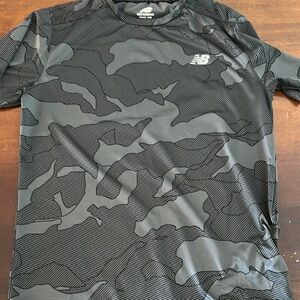 New Balance Black and Gray Camouflage Shirt small